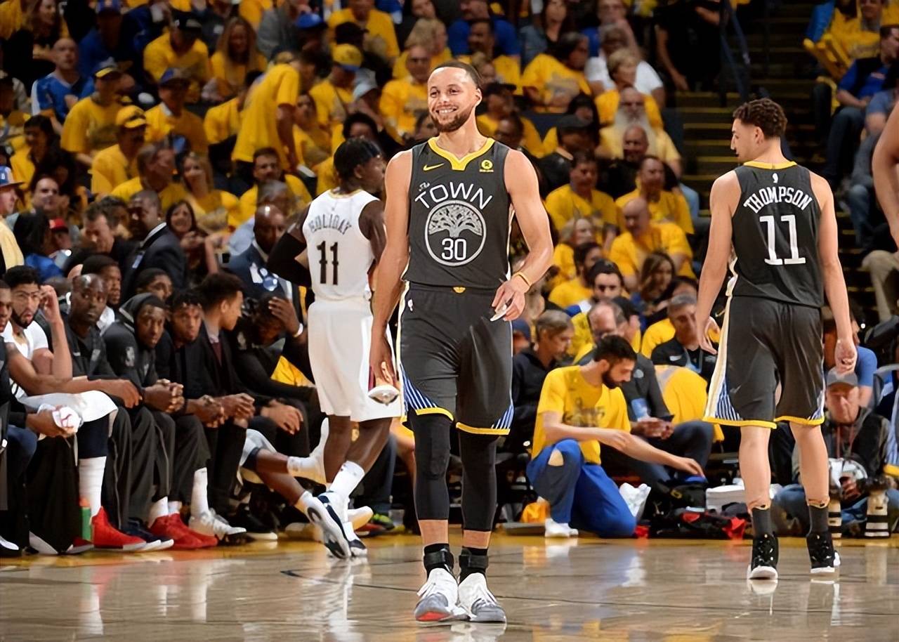 澳大利亚队引发争议!,库里官方宣布重返赛场新规比赛高潮迭起的简单介绍 澳大利亚队引发争议!,库里官方宣布重返赛场新规比赛高潮迭起的简单介绍